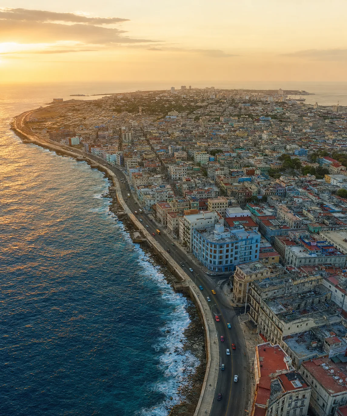 Recargas Cubacel y Tarjeta Clásica a Cuba — vista aérea del Malecón de La Habana